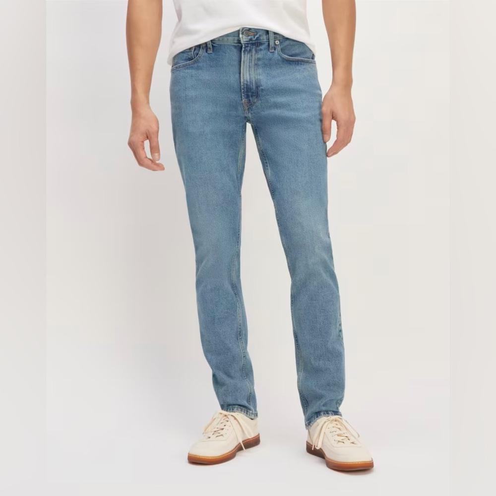 NWT Everlane Organic Cotton Slim-Fit Jean, Faded Sky Blue, 32x34 Men’s